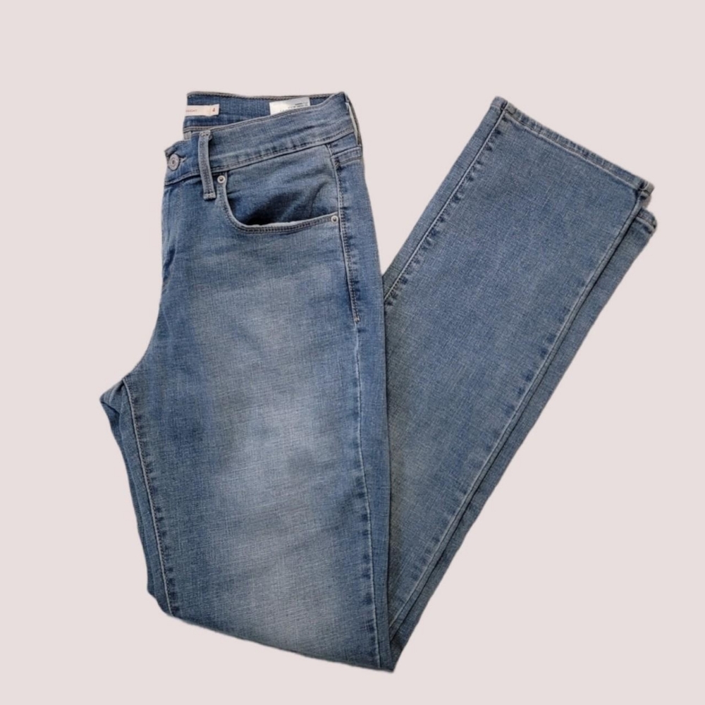 Levi's 505 size 4